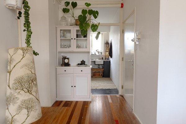 Medium property photo - Honselersdijkstraat 14-4, 1059 GC Amsterdam